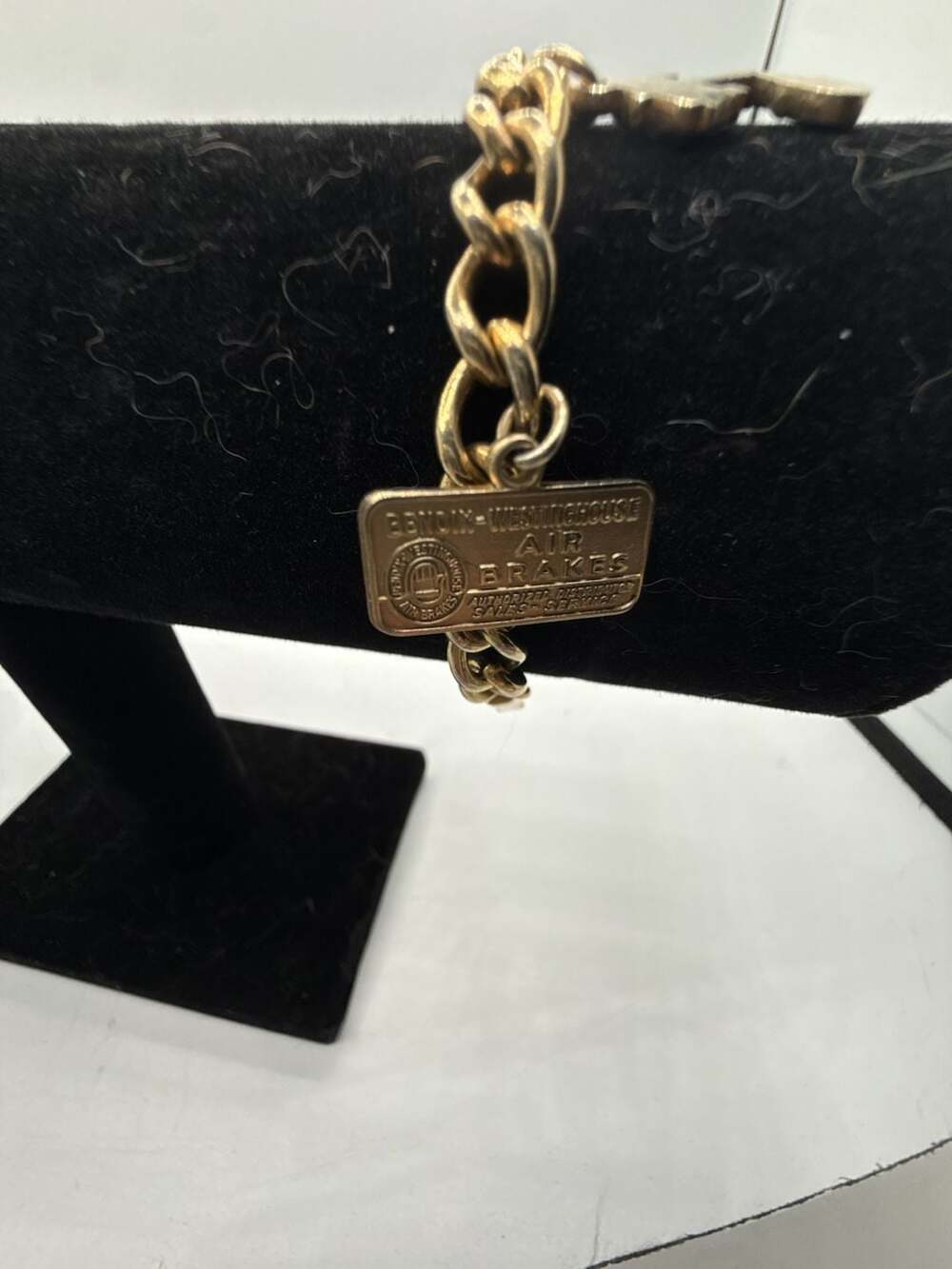 Vintage Bendix Westinghouse Air Brakes Gold Tone Charm Bracelet